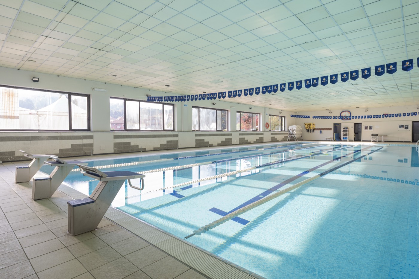 Allenamento in piscina della Triathlon Academy